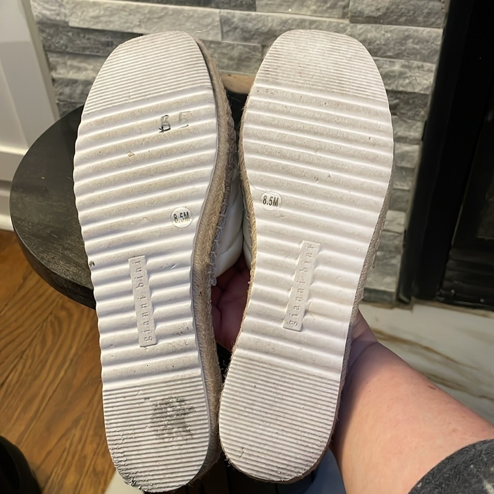 GIANNI BINI WHITE PUFFY LEATHER SLIDES PLATFORM SIZE 8.5 - Picture 5 of 8